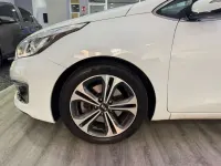 Usado Kia Ceed 120 HP (88 kW) 2018 Branco Citadino