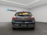 Usado Renault Mégane III Bose Edition 130 CV (95 kW) 2016 Gris / plata Berlina