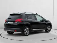 Usado Peugeot 2008 Allure 131 CV (96 kW) 2016 Negro SUV