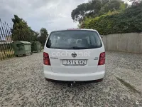 Usado VW Touran Edition 105 CV (77 kW) 2010 Blanco Monovolumen