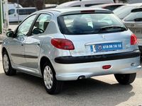 Usado Peugeot 206 75 CV (55 kW) 2005 Azul Berlina