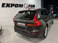 Usado Volvo XC60 Momentum 189 CV (139 kW) 2019 Gris SUV