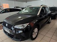 Usado Seat Arona Style 116 CV (85 kW) 2025 Negro midnight + techo blanco SUV
