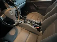 Usado VW Golf IV Sportline 140 CV (102 kW) 2004 Rojo Berlina