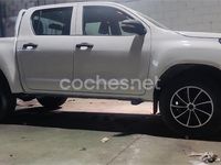 Usado Toyota HiLux Plus 150 CV (110 kW) 2021 Blanco Pickup/Camioneta