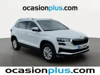 Usado Skoda Karoq Selection 115 CV (84 kW) 2024 Blanco SUV