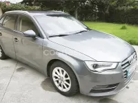 Usado Audi A3 Advanced 110 CV (80 kW) 2015 Gris / plata Berlina