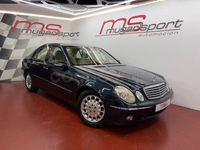 Usado Mercedes E270 Elegance 177 CV (130 kW) 2003 Azul Familiar