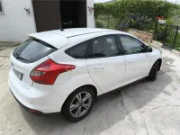 Usado Ford Focus 115 CV (84 kW) 2013 Blanco Berlina