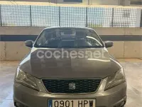 Usado Seat Toledo Reference 105 CV (77 kW) 2013 Gris / plata Utilitario