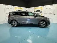 Usado Renault Scénic Bose Edition 129 CV (94 kW) 2017 Gris Monovolumen