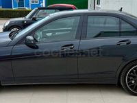 Usado Mercedes C220 170 CV (125 kW) 2011 Negro Familiar