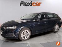 Usado Skoda Octavia Style 150 CV (110 kW) 2021 Azul Familiar