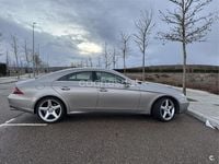 Usado Mercedes CLS320 224 CV (164 kW) 2005 Gris / plata Berlina