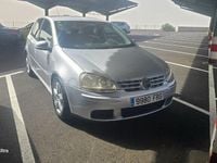 Usado VW Golf V 102 CV (75 kW) 2007 Gris / plata Berlina