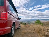 Usado VW California Beach 150 CV (110 kW) 2018 Granate Van