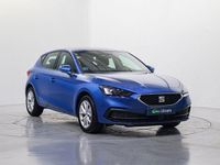 Usado Seat Leon Style 110 CV (80 kW) 2024 Azul Berlina