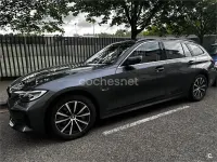 Usado BMW 330e Sport Line 292 CV (214 kW) 2022 Gris / plata Familiar
