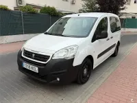 Usado Peugeot Partner Tepee Access 100 CV (73 kW) 2016 Blanco Monovolumen