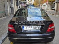 Usado Mercedes C200 Avantgarde 136 CV (100 kW) 2011 Negro Berlina