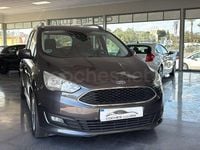 Usado Ford Grand C-Max Trend 120 CV (88 kW) 2018 Gris / plata Monovolumen