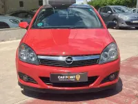 Usado Opel Astra GTC Enjoy 105 CV (77 kW) 2006 Rojo Berlina