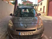 Usado Renault Scénic III Dynamique 110 CV (80 kW) 2010 Gris / plata Monovolumen