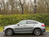 Usado Mercedes GLC250 211 CV (155 kW) 2019 Gris / plata Coupe