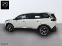 Usado Peugeot 5008 Allure 120 CV (88 kW) 2017 Blanco SUV