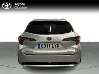 Usado Toyota Corolla Sport 122 CV (89 kW) 2022 Gris / plata Familiar