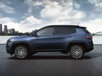 Usado Jeep Compass Summit 130 CV (95 kW) 2023 Gris SUV
