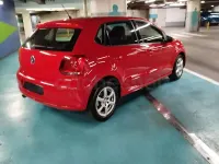 Usado VW Polo Advance 90 CV (66 kW) 2013 Rojo Utilitario
