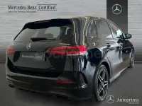 Usado Mercedes B200 150 CV (110 kW) 2021 Negro Utilitario