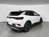 Begagnad VW ID.4 Pro 150 kW (204 HK) 2024 Vit SUV
