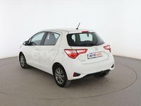 Usado Toyota Yaris Active 72 CV (52 kW) 2020 Blanco Berlina