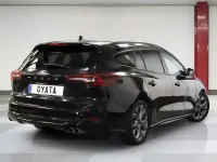 Usado Ford Focus ST-Line 155 CV (114 kW) 2024 Negro Familiar