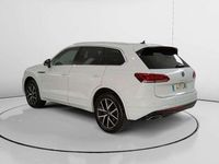 Usado VW Touareg Elegance 286 CV (210 kW) 2022 Blanco SUV