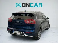 Usado Kia Niro 141 CV (103 kW) 2019 Azul SUV
