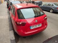 Usado Seat Ibiza ST Reference 90 CV (66 kW) 2014 Rojo Familiar
