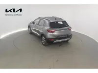 Usado Kia Stonic 100 CV (73 kW) 2025 Gris SUV
