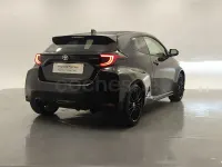Usado Toyota Yaris 261 CV (191 kW) 2021 Negro Utilitario