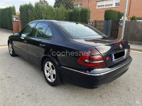 Usado Mercedes E270 Avantgarde 170 CV (125 kW) 2002 Negro Berlina