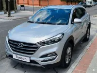 Usado Hyundai Tucson 131 CV (96 kW) 2016 Gris / plata SUV