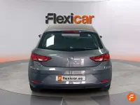 Usado Seat Leon ST Reference 110 CV (80 kW) 2018 Gris Familiar