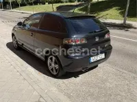 Usado Seat Ibiza Sport 130 CV (95 kW) 2002 Negro Utilitario