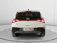 Käytetty Hyundai i20 101 HP (74 kW) 2024 Valkoinen Viistoperä