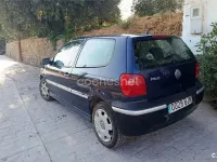 Usado VW Polo Highline 75 CV (55 kW) 2001 Azul Utilitario