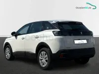 Usado Peugeot 3008 Active 130 CV (95 kW) 2021 Blanco SUV