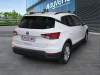 Usado Seat Arona Style 110 CV (80 kW) 2023 Blanco SUV