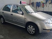 Usado Skoda Fabia Classic 68 CV (50 kW) 2001 Gris / plata Berlina